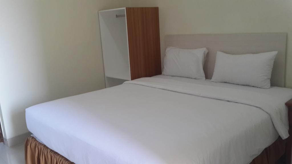 Amalio Hotel 2*