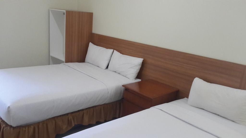 Amalio Hotel